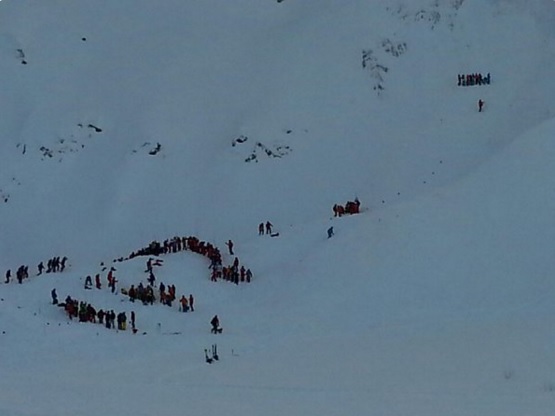 Avalanche atinge grupo de alunos nos Alpes Franceses