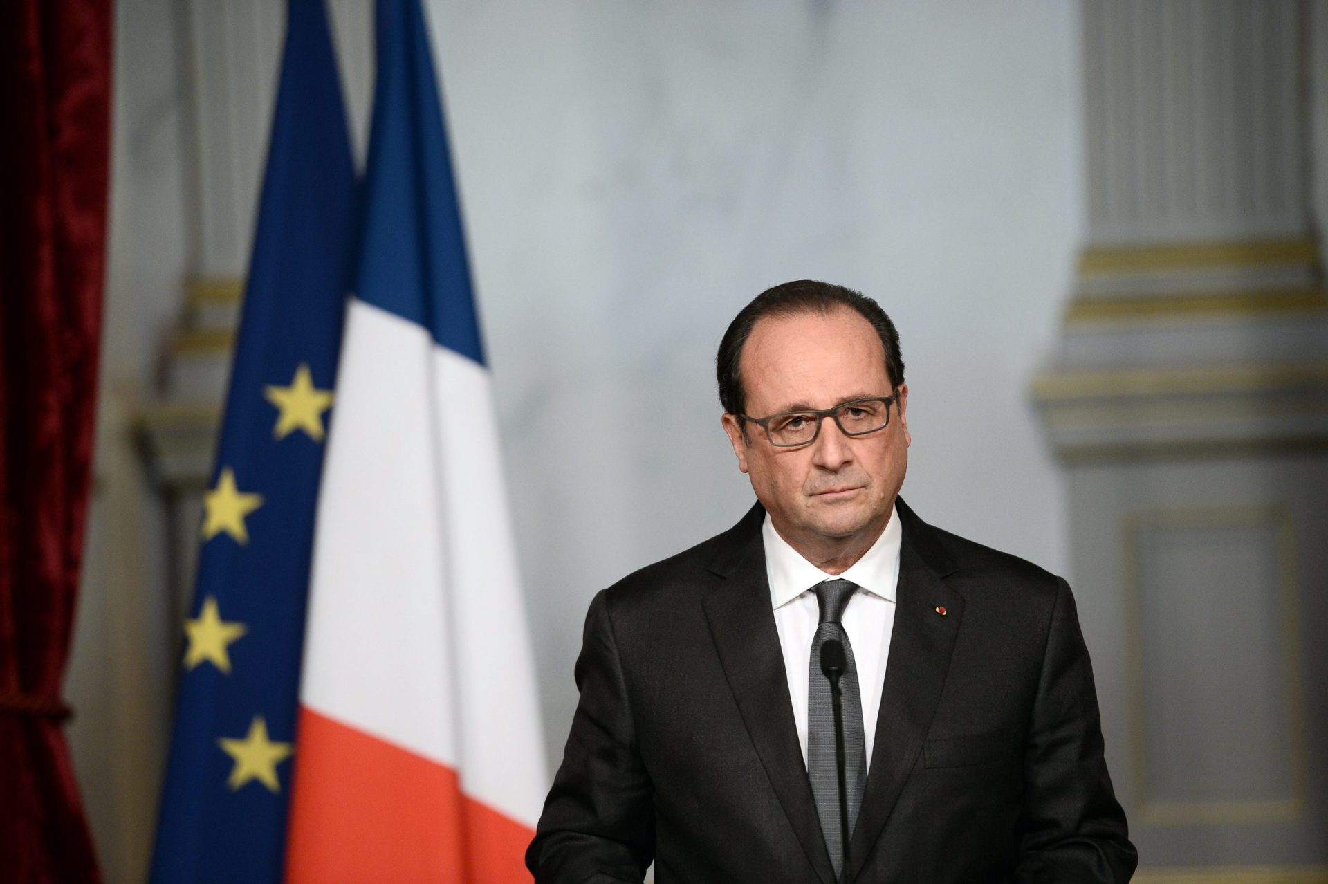 Terrorismo é a prioridade de Hollande