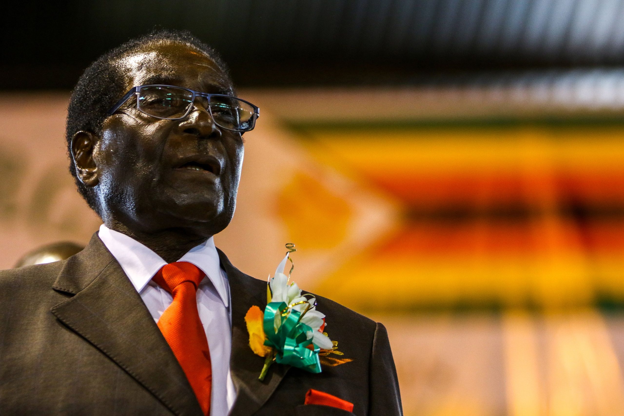 OMS recua na nomeação de Mugabe para pôr fim a polémica