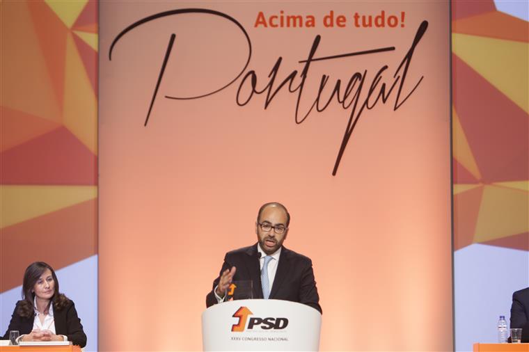 Pinto Luz: “Um partido não pode ser feito sempre com os mesmos”