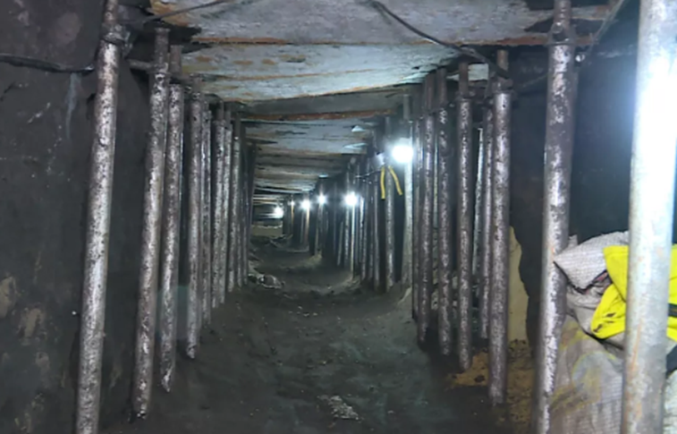 Autoridades descobrem túnel que ligava casa a cofre de banco
