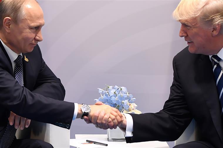 EUA. Vladimir Putin garante que Rússia não interferiu nas eleições