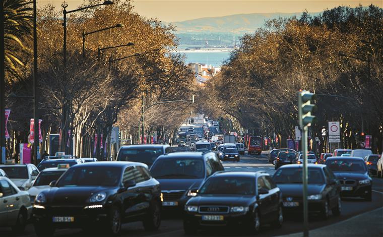 Portugal liderou compra de carros em 2016