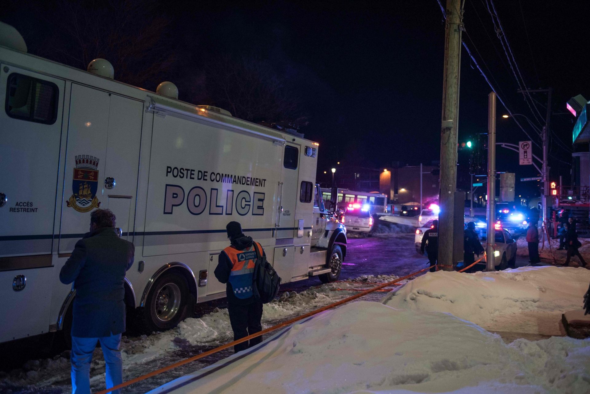 Seis mortos em tiroteio no Canadá