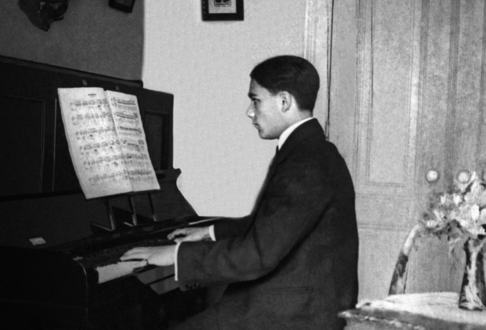 Sonata inacabada: a vida de António Fragoso, um génio do século XX