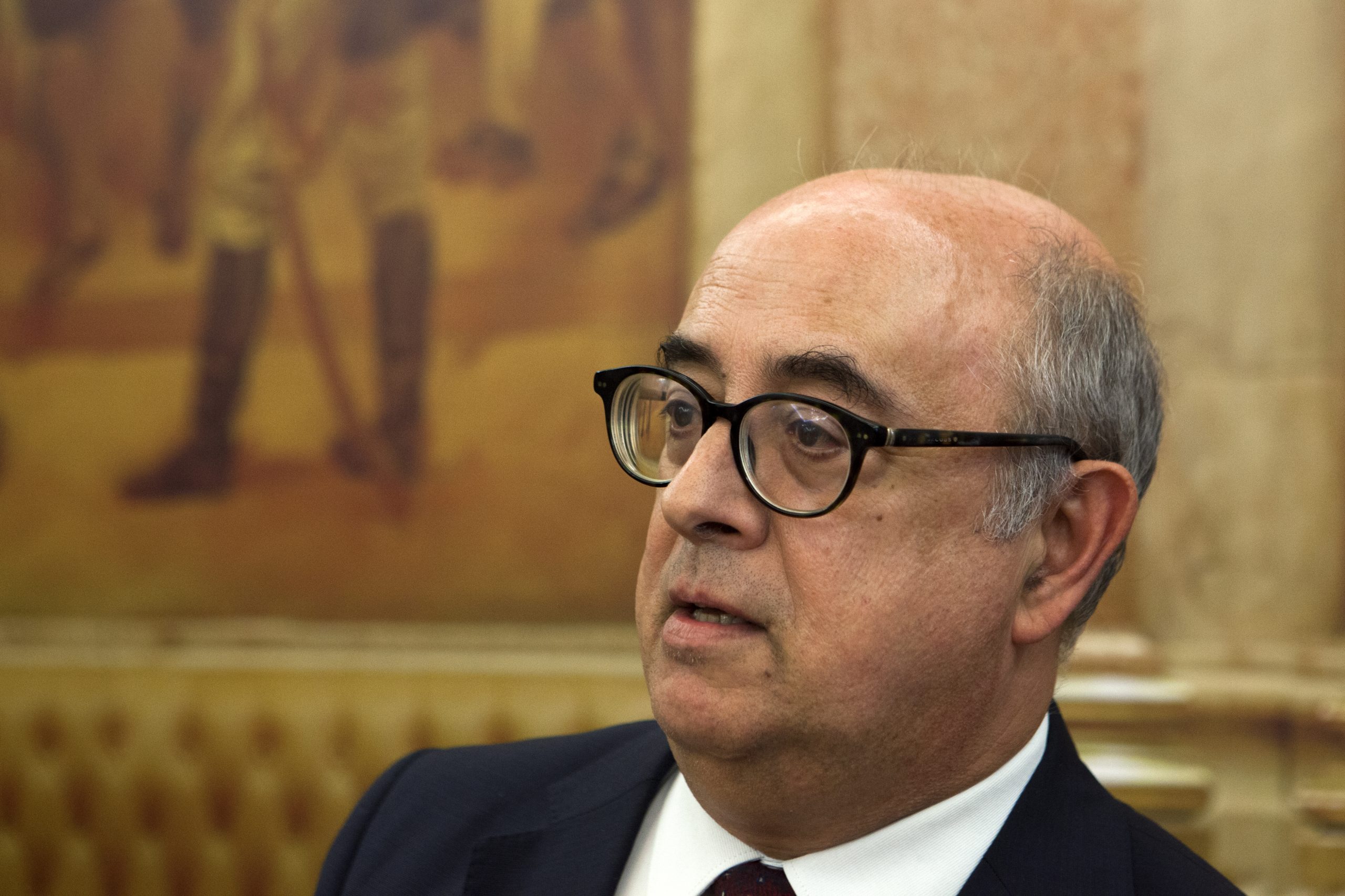 Azeredo Lopes demite-se de ministro da Defesa