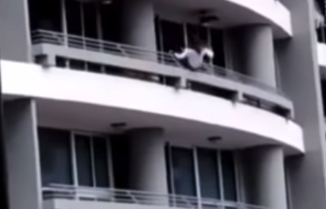Vídeo mostra momento em que portuguesa cai do 27º andar de um prédio