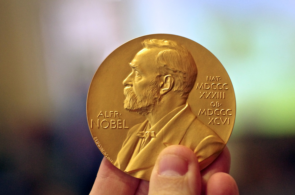 James P. Allison e Tasuko Honjo vencem Prémio Nobel da Medicina