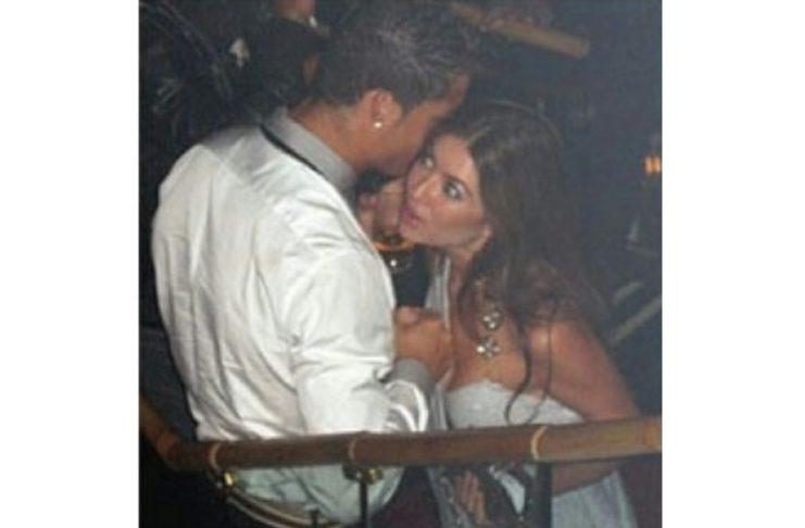 As fotografias de Cristiano Ronaldo e da mulher que diz ter sido violado pelo português | FOTOS