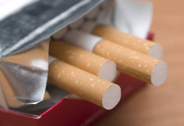 Empresa de produção de tabaco lança campanha para deixar de fumar
