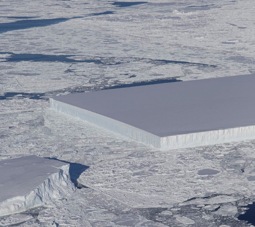 Há uma explicação para iceberg que é retângulo quase perfeito e que se tornou viral