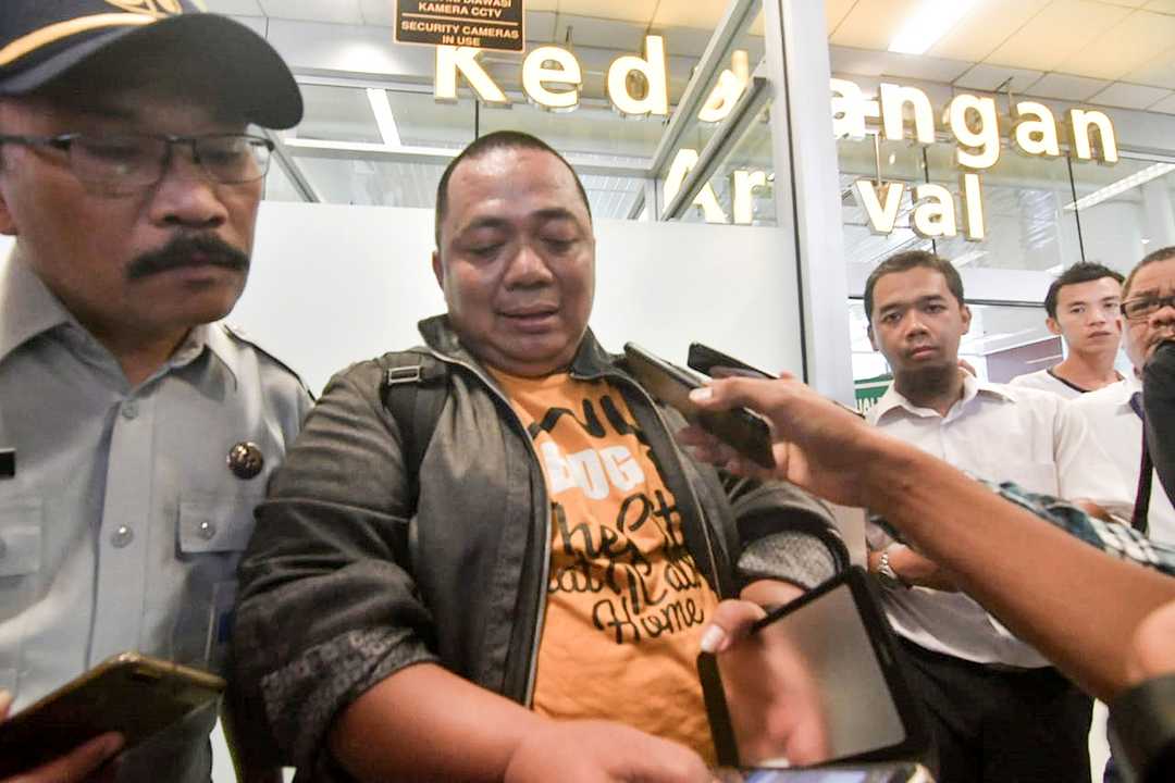 Homem ia embarcar no voo da Lion Air que caiu no mar de Java, mas foi salvo pelo trânsito