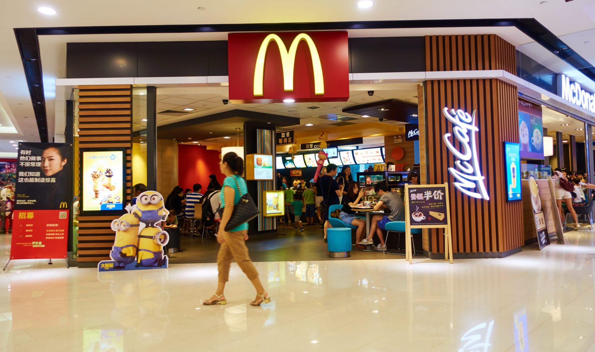 McDonald’s quer contratar mil colaboradores até ao final do ano