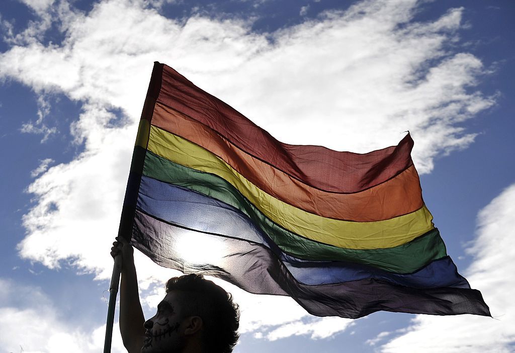 Estados Unidos revogam visto aos parceiros homossexuais dos diplomatas