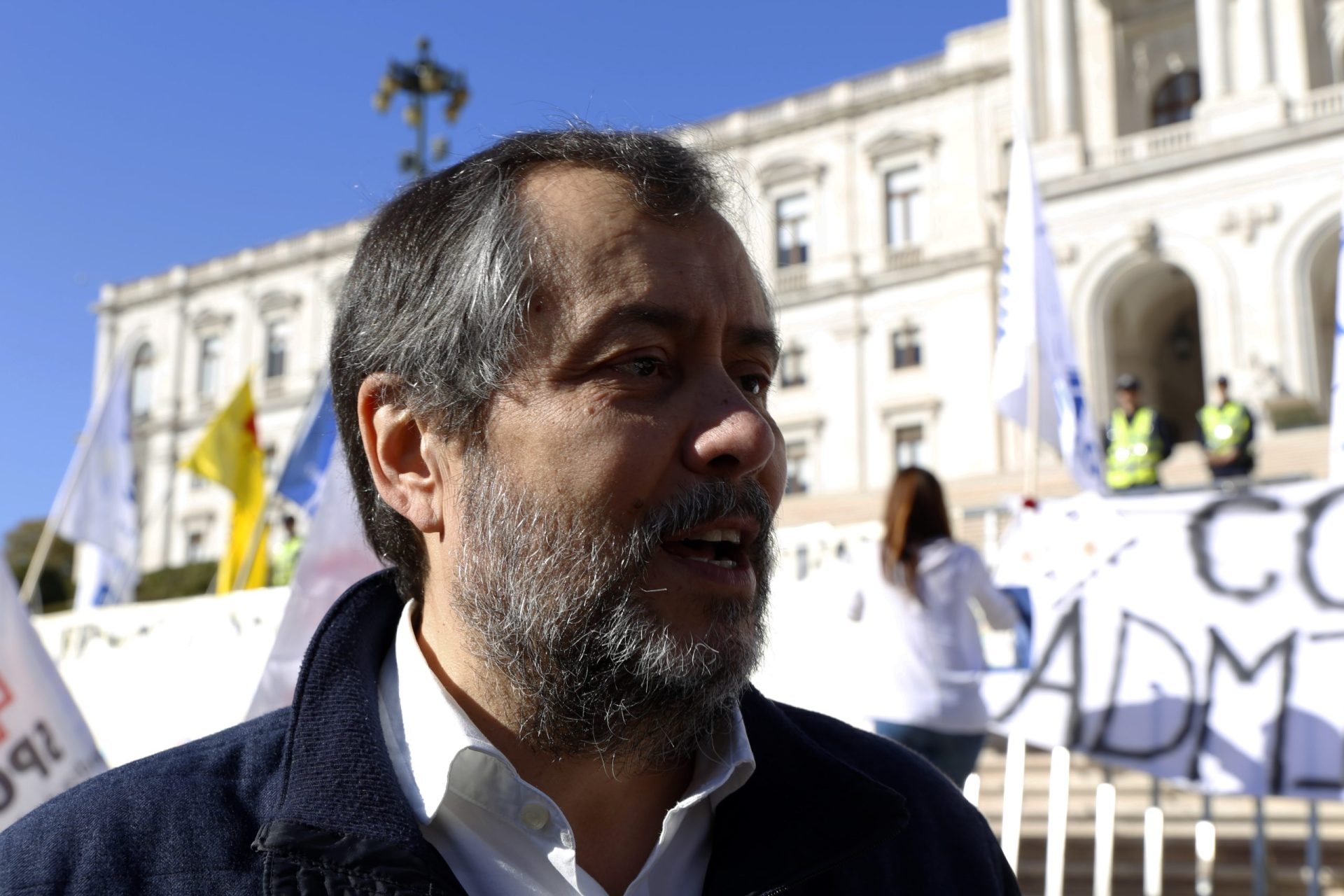 Mário Nogueira diz que decisão do governo é “declaração de guerra”