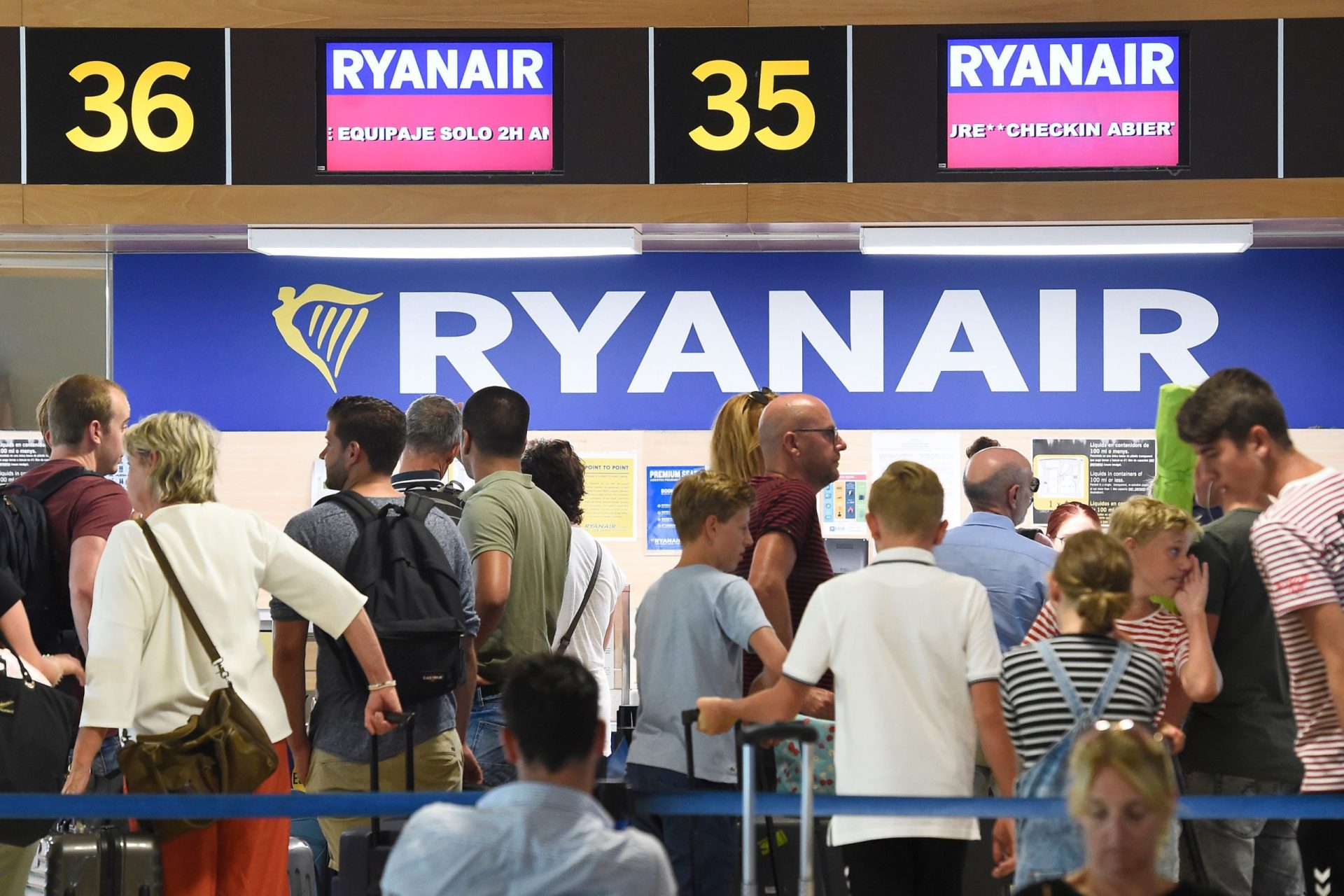 Ryanair vai ter mais 12 novas rotas em Portugal no verão de 2019