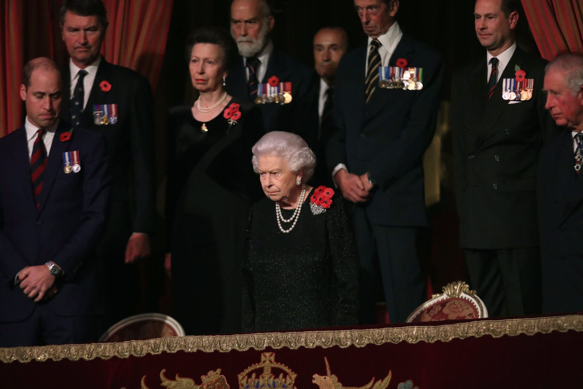 Família real britânica divulga imagens para assinalar 70.º aniversário do príncipe Carlos | FOTOS