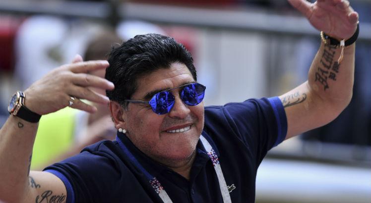 Maradona diz que foi sondado por clube “de Lisboa”