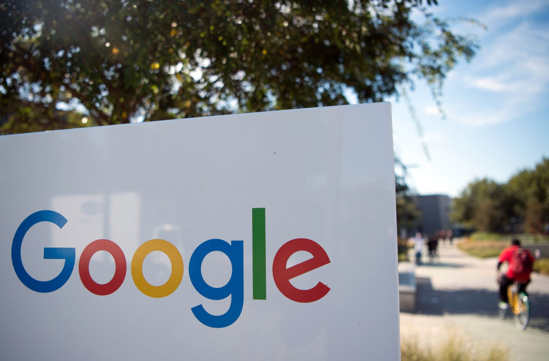 Google. Funcionários protestam para exigir medidas contra assédio sexual