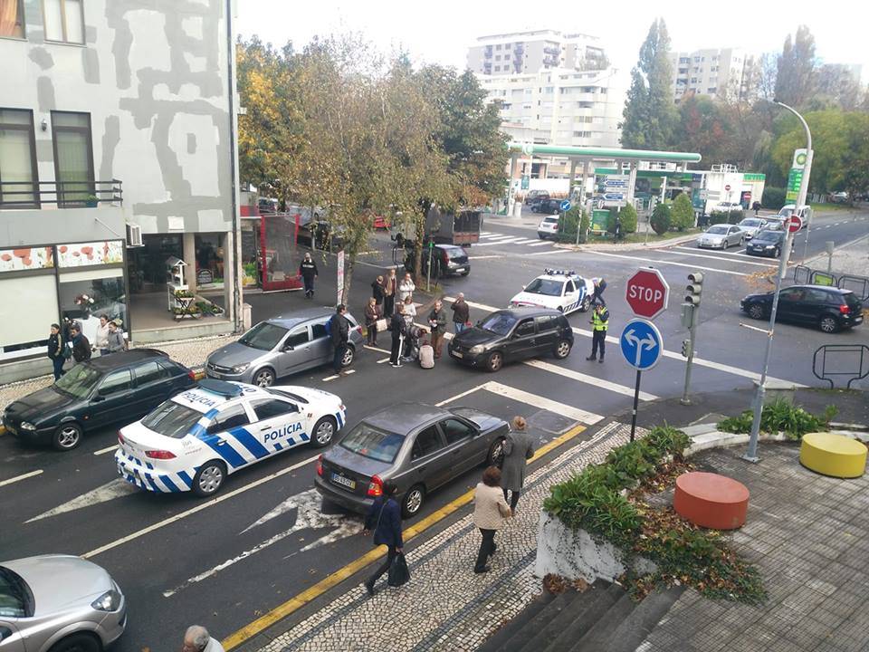 Atropelamento numa passadeira com semáforos em Braga