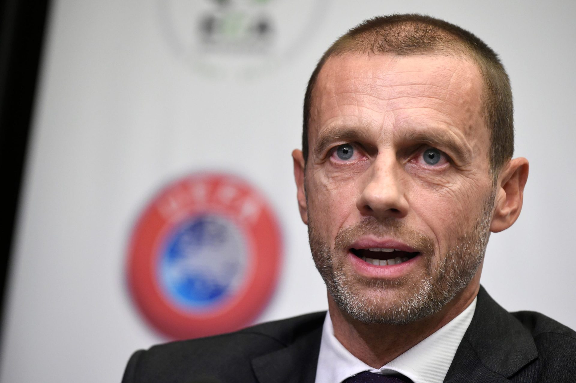 Presidente da UEFA não vai concorrer a um quarto mandato