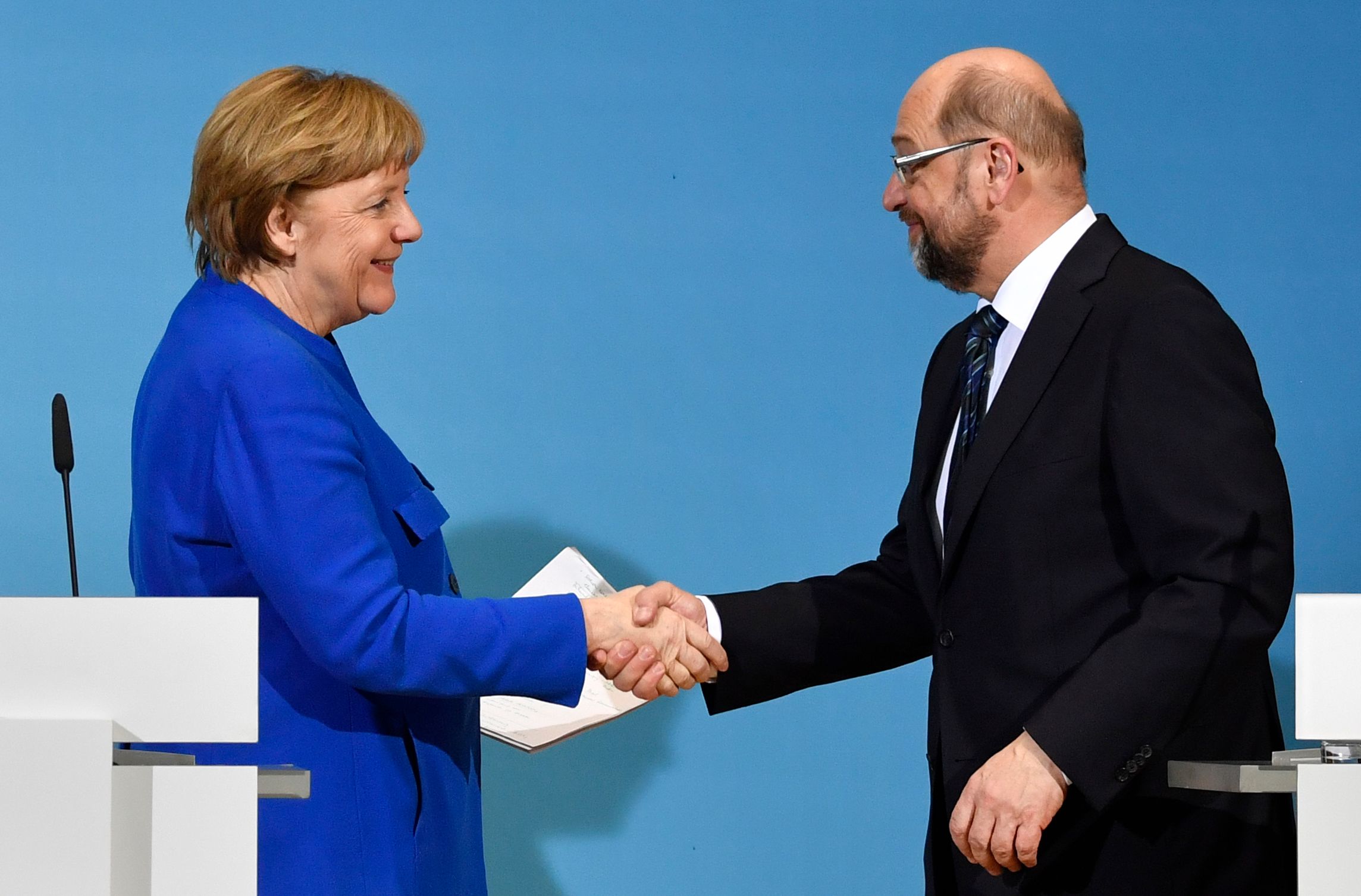 Alemanha. Merkel e Schulz lançam bases para nova coligação