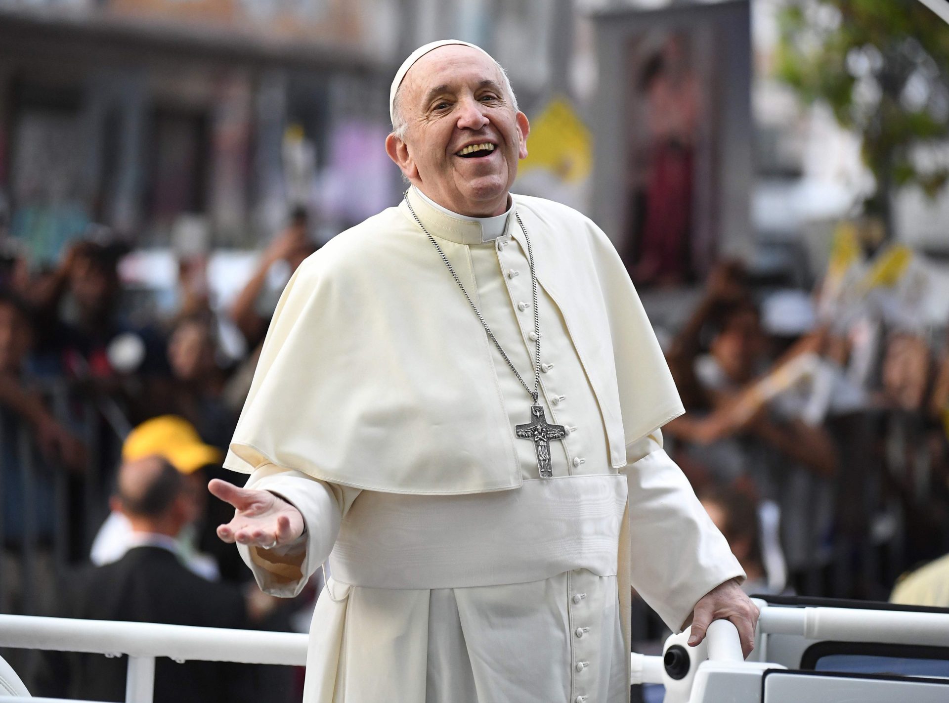 Papa pede perdão por casos de pedofilia na Igreja Católica no Chile