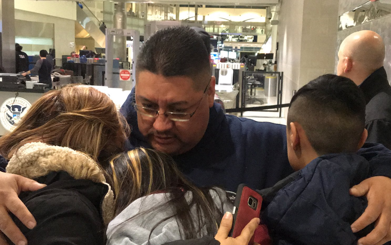 Mexicano que vivia nos EUA há 30 anos foi deportado  | Vídeo