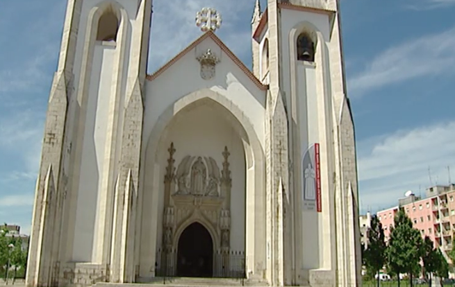 Padre suspeito de roubar arte sacra de paróquia em Lisboa