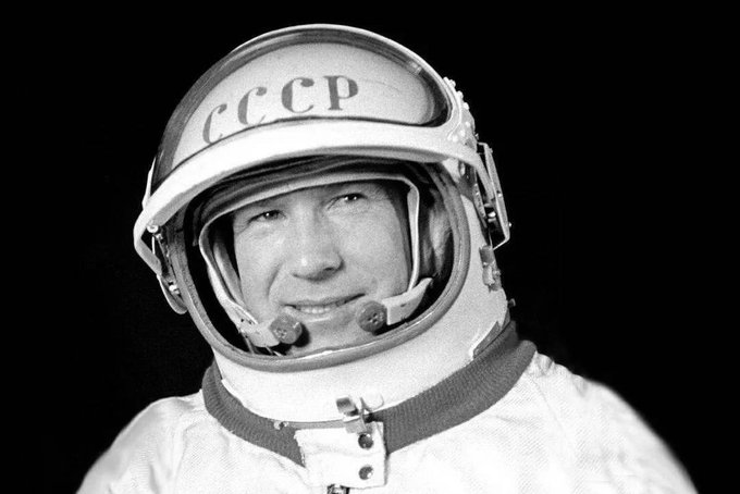 O primeiro homem a caminhar no espaço, Alexei Leonov, deu o seu último passo