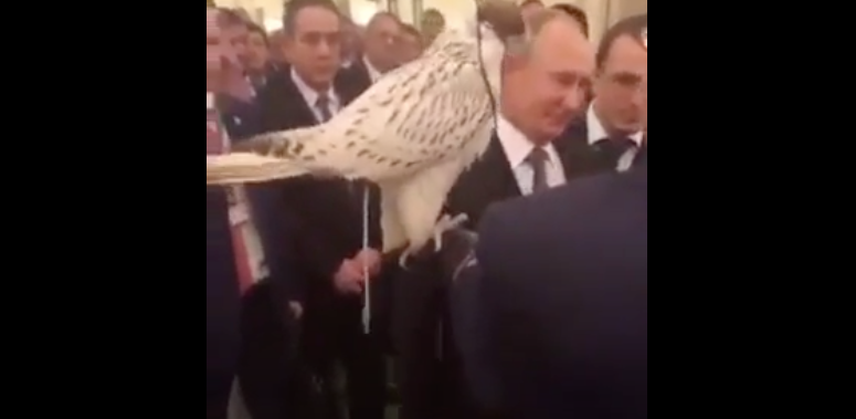 Putin oferece presente ‘envenenado’ a rei saudita