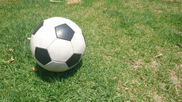 SEF fiscaliza 26 clubes de futebol no centro do país