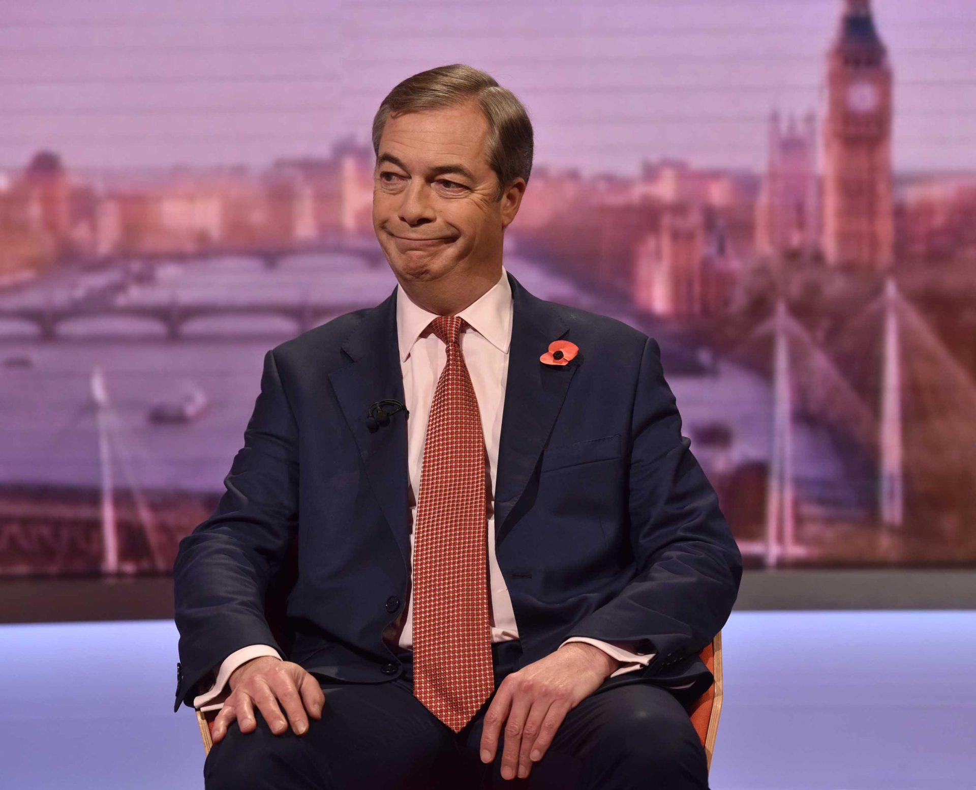 Farage não vai concorrer às eleições de dezembro no Reino Unido