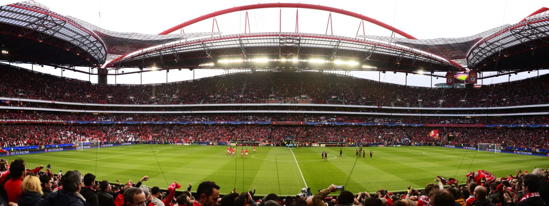 Benfica reage a detenção de hacker