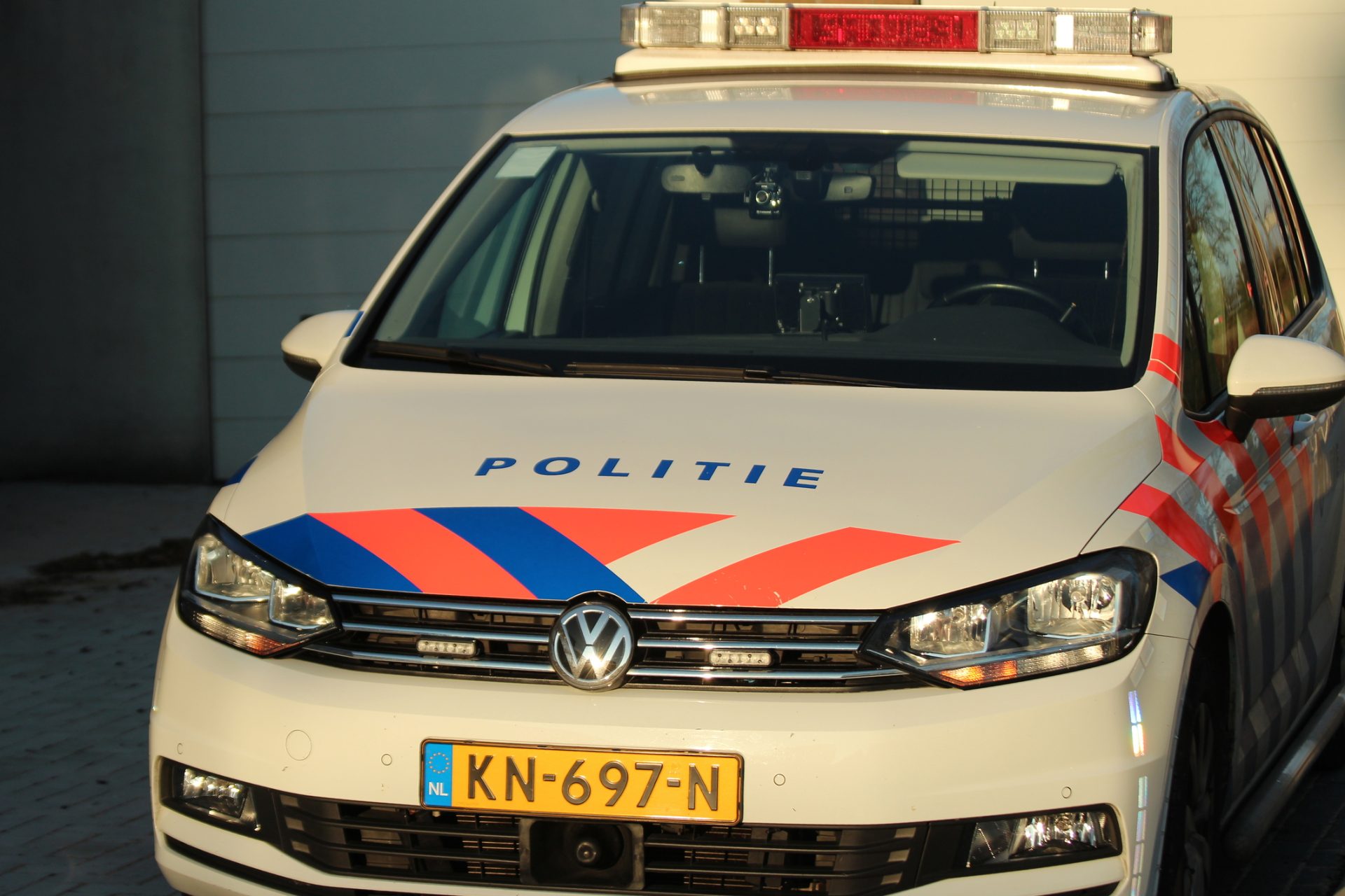 Dezasseis migrantes encontrados em camião na Holanda