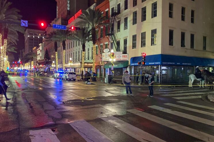 Homem dispara contra 11 pessoas em Nova Orleães