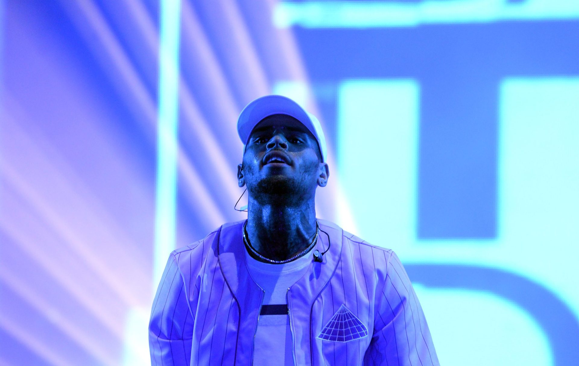 Chris Brown detido por suspeitas de violar mulher de 24 anos