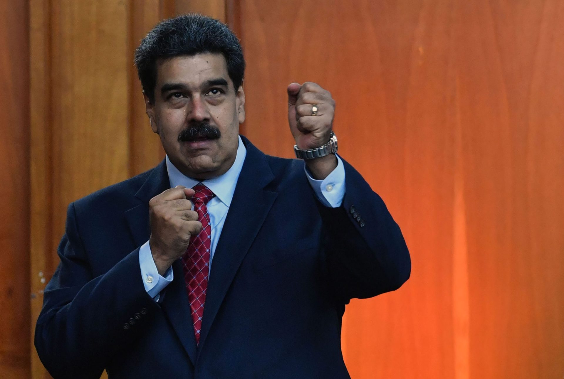 Maduro disponível para dialogar com Guaidó