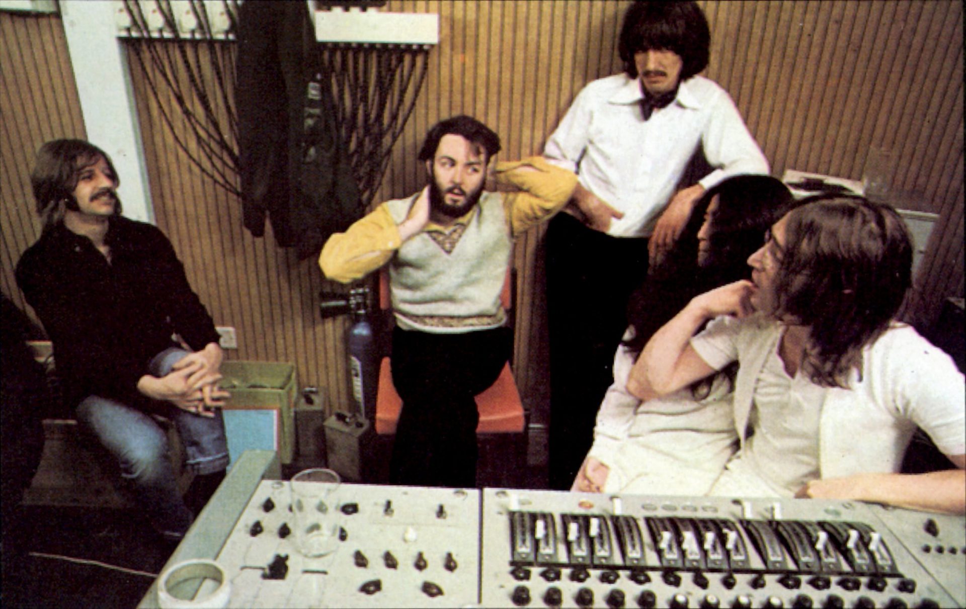 Novo filme dos Beatles é realizado por Peter Jackson