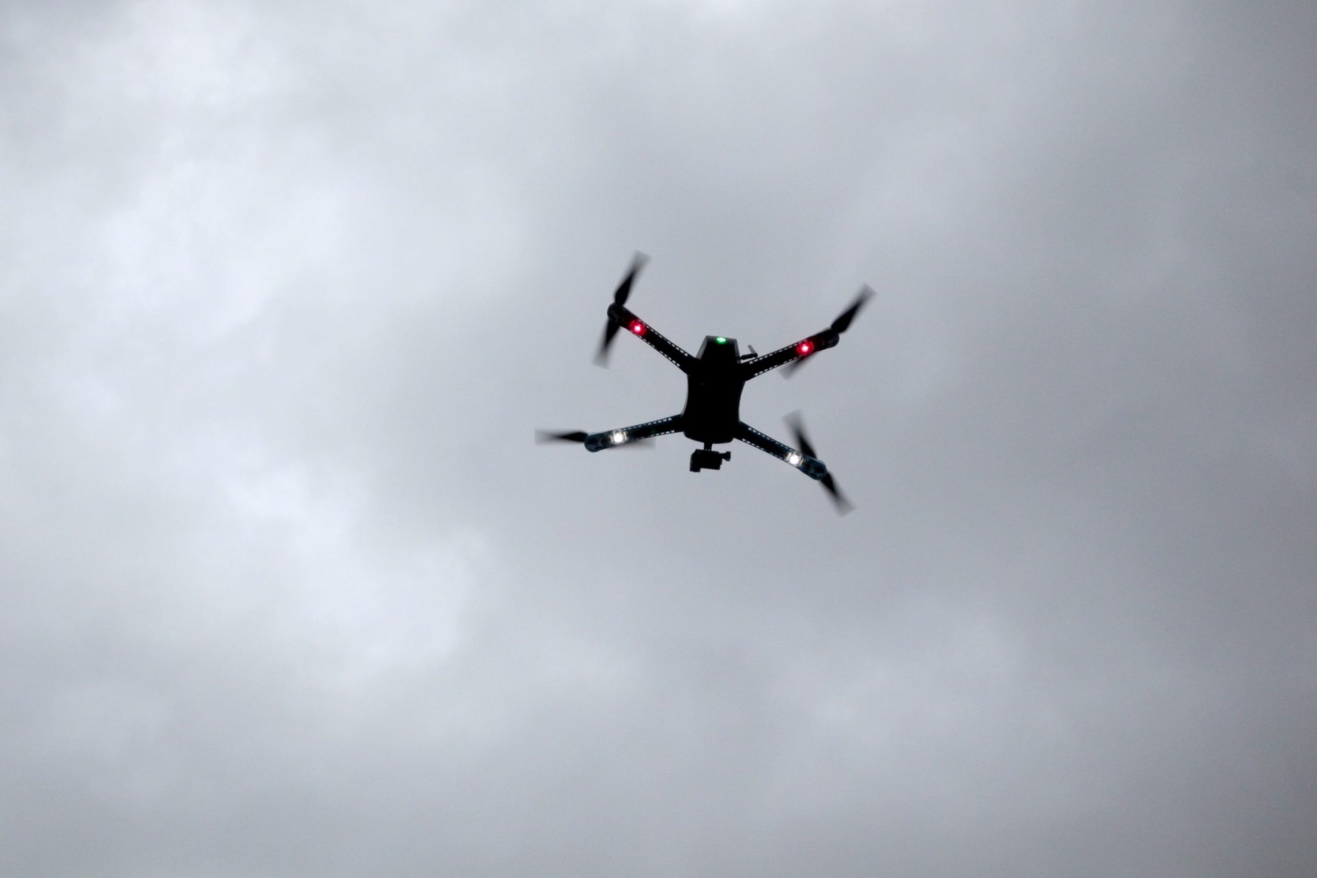 Drones de 4,5 milhões novamente em terra