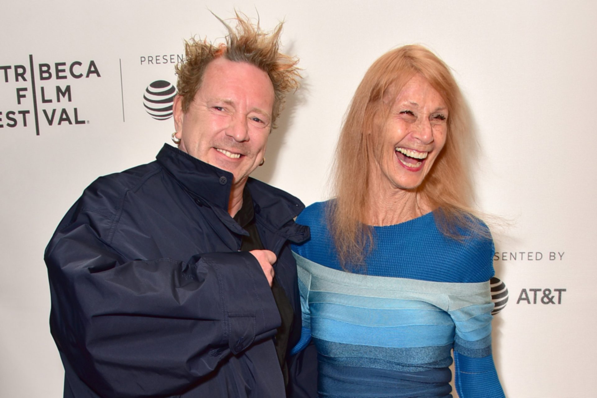 John Lydon desiste de novo álbum para tratar da mulher com Alzheimer
