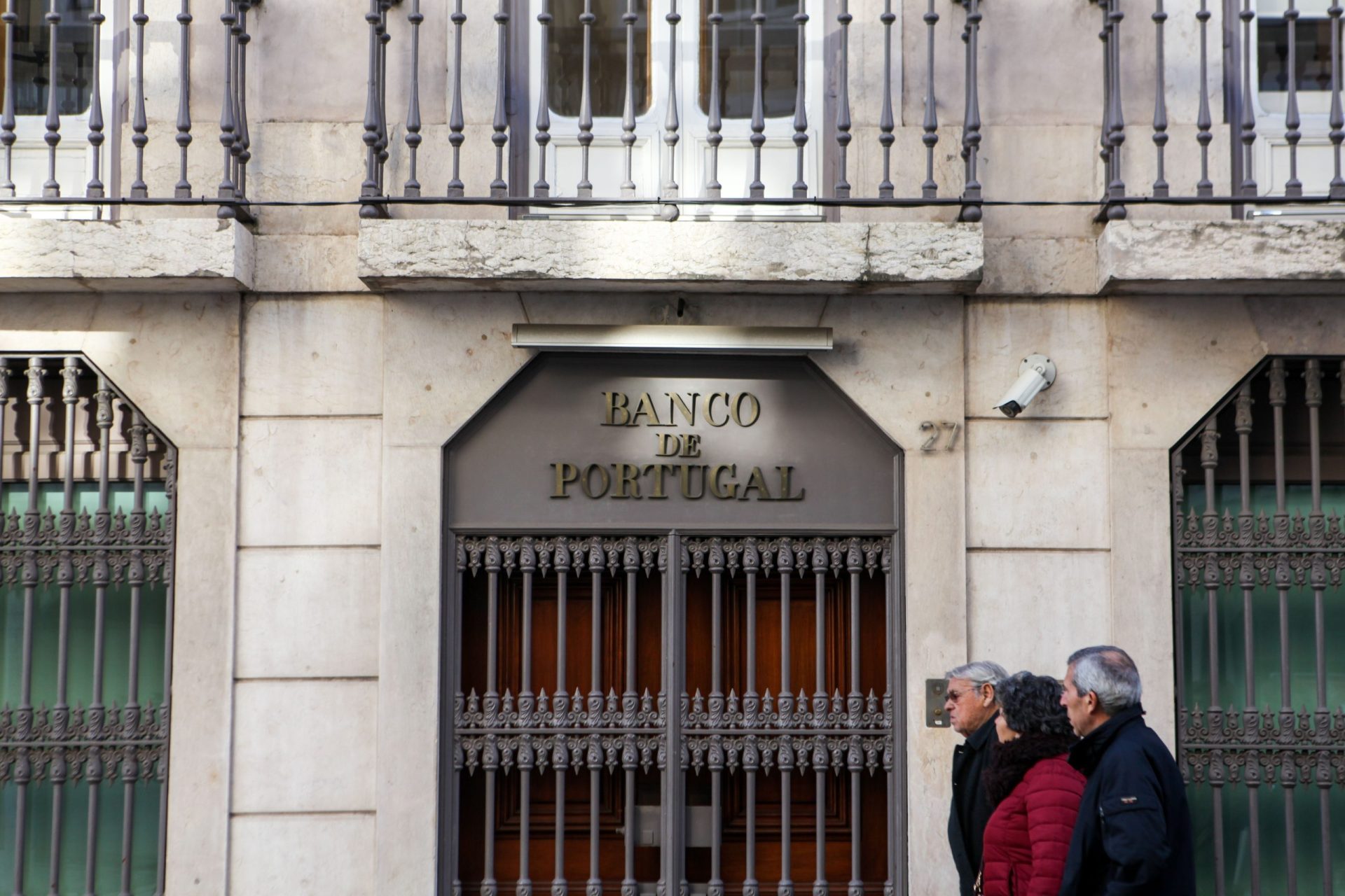 Banco de Portugal melhora projeções sobre queda do PIB em 2020