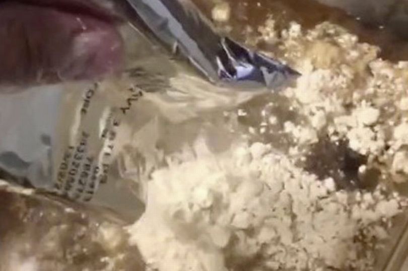 Vídeo que mostra como é feito molho de famosa cadeia de fast food torna-se viral: “Gostaria de não ter visto isto”