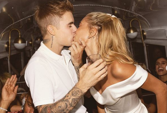 Hailey Baldwin evitava beijar Justin Bieber em público