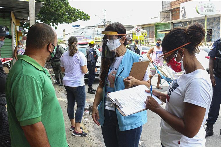 Brasil ultrapassa barreira dos 5 milhões de infetados com covid-19