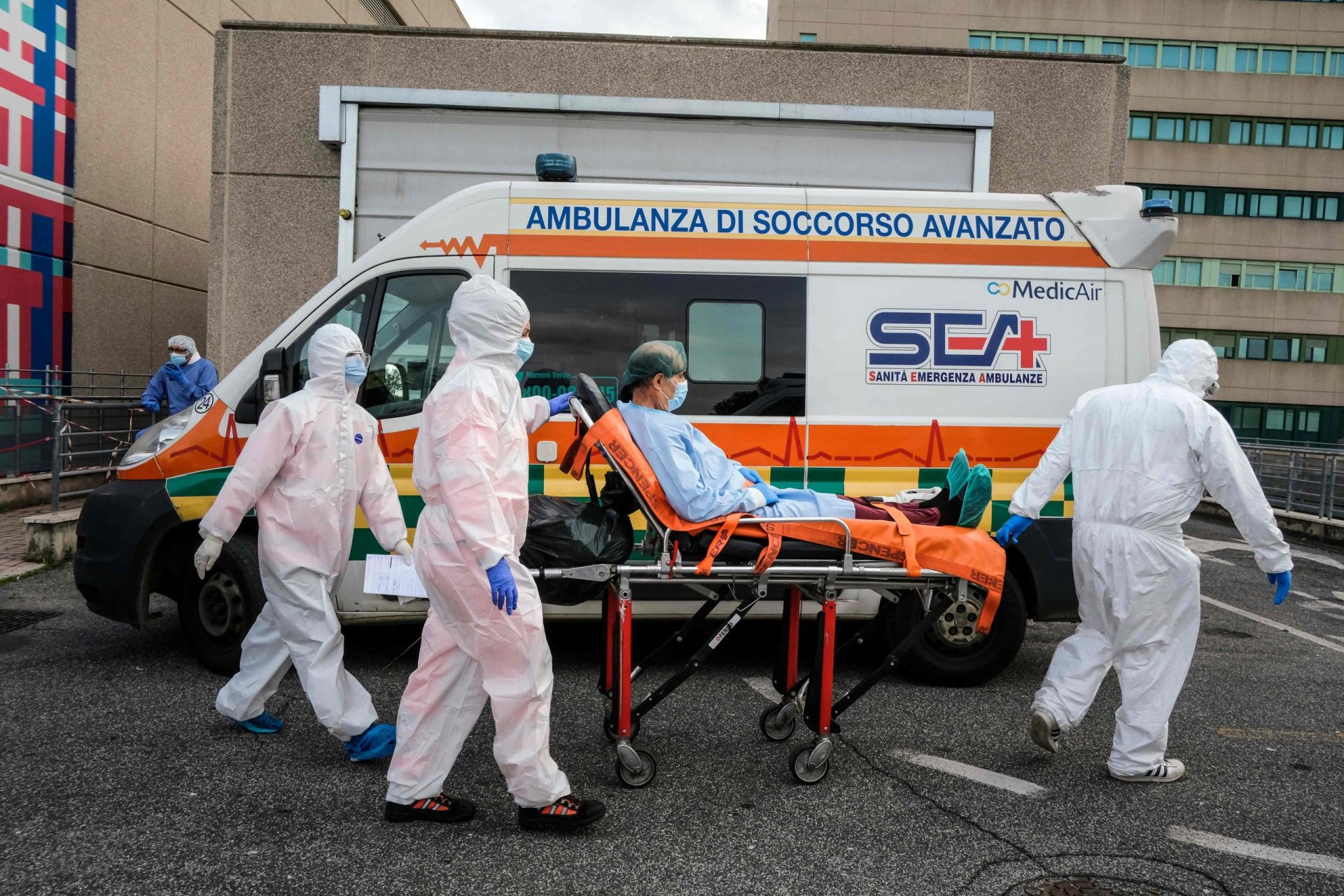 Itália com mais 37.978 casos positivos de covid-19 e 636 mortes