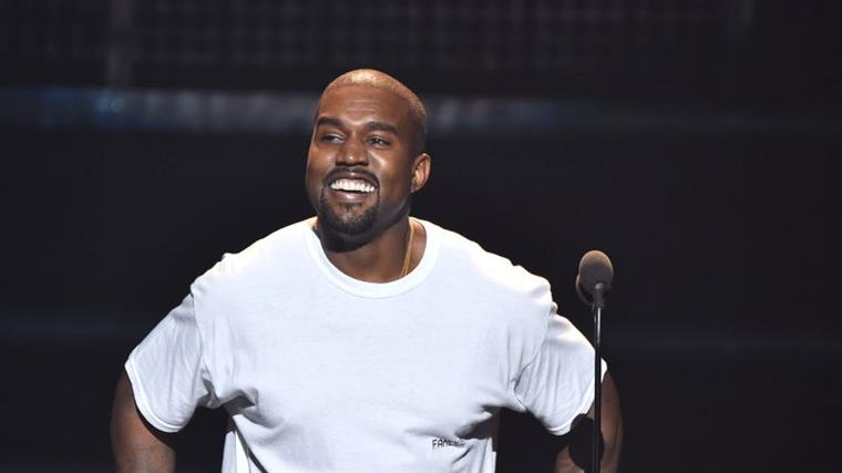 Kanye West processado por não pagar a funcionários
