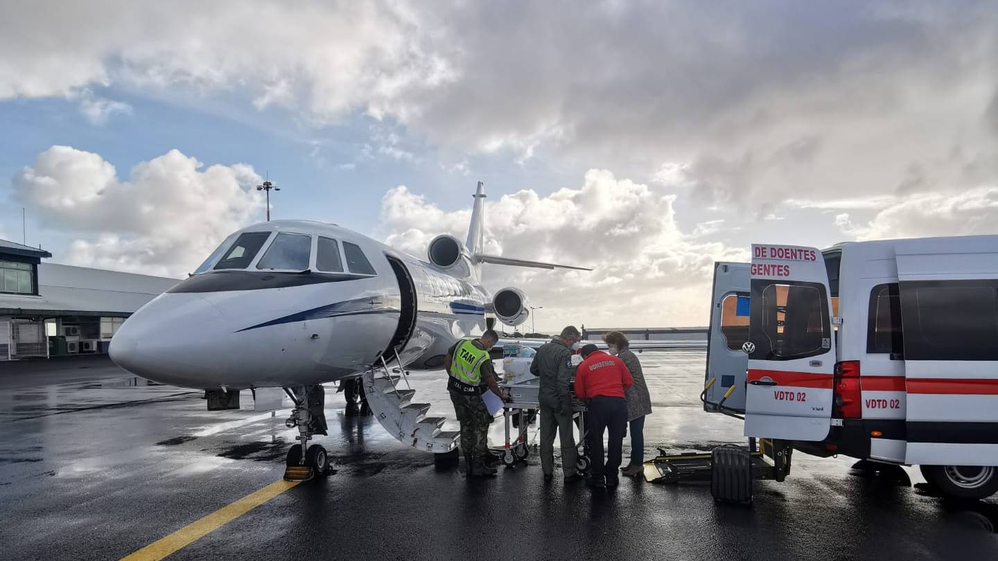 Força Aérea transporta recém-nascido de urgência dos Açores para o Continente