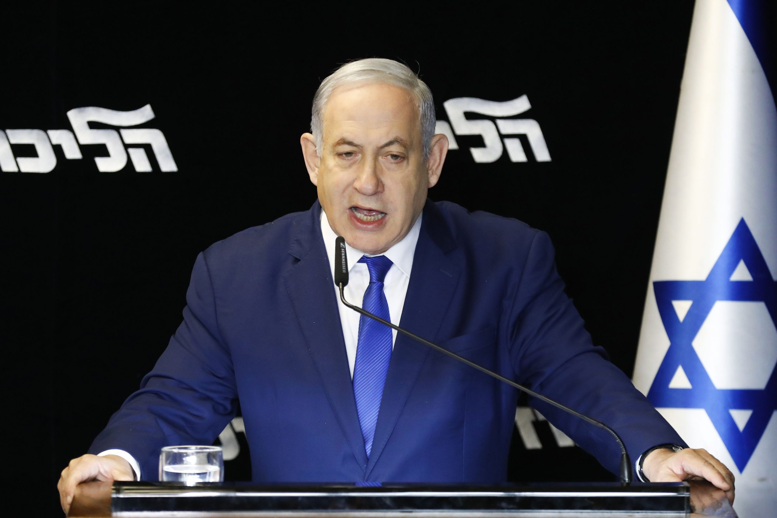 Netanyahu vai pedir imunidade ao Parlamento para evitar ser julgado por corrupção