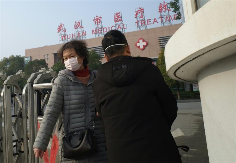 Autoridades chinesas identificaram mais 17 pessoas infetadas pelo vírus misterioso